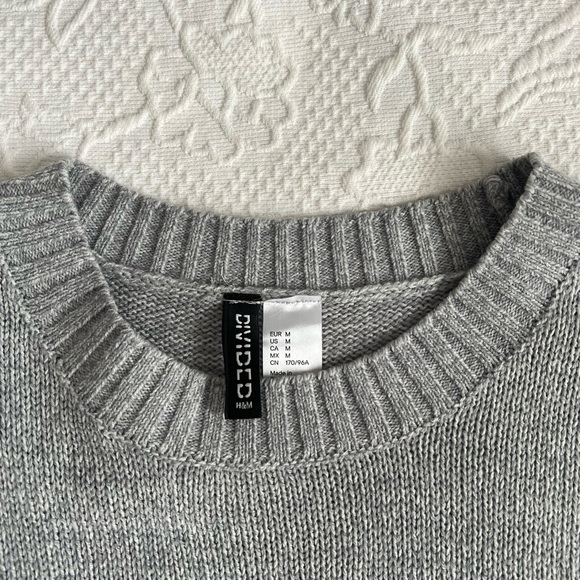 Gray Women's Sweater - Picture 4 of 5